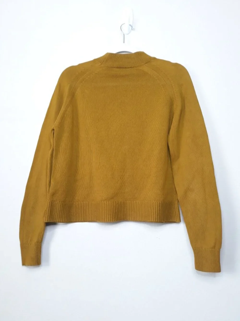 Everlane Sweater Crewneck 100% Cotton Gold Minimalist Clean Girl  XS